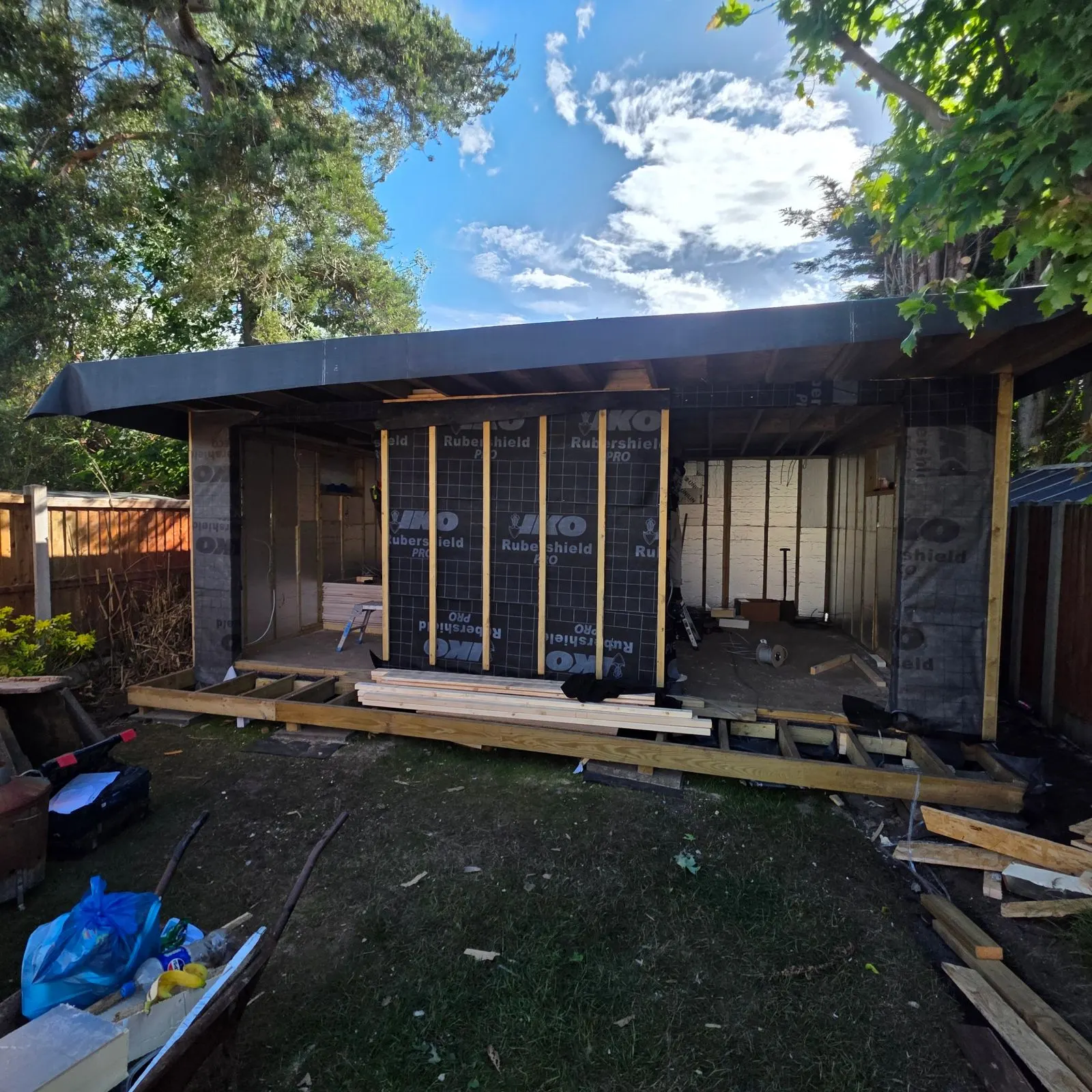 Garden rooms by Rainford Buildings