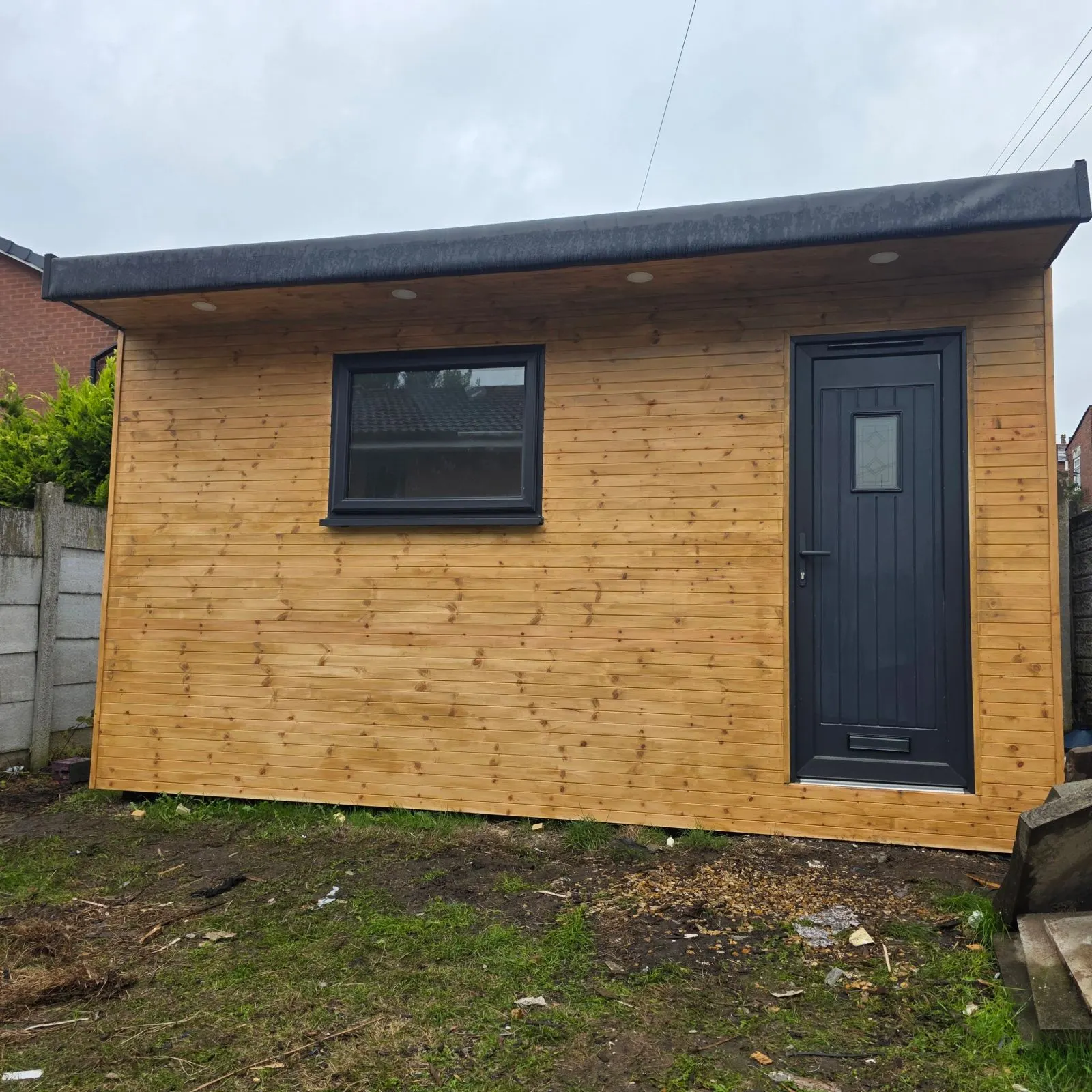 Garden rooms by Rainford Buildings